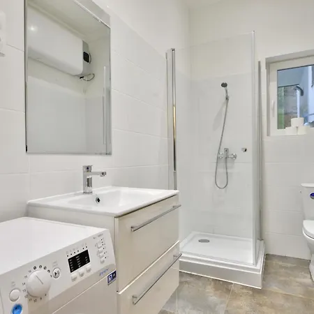 Central Apartment, Kis Diofa Apartament